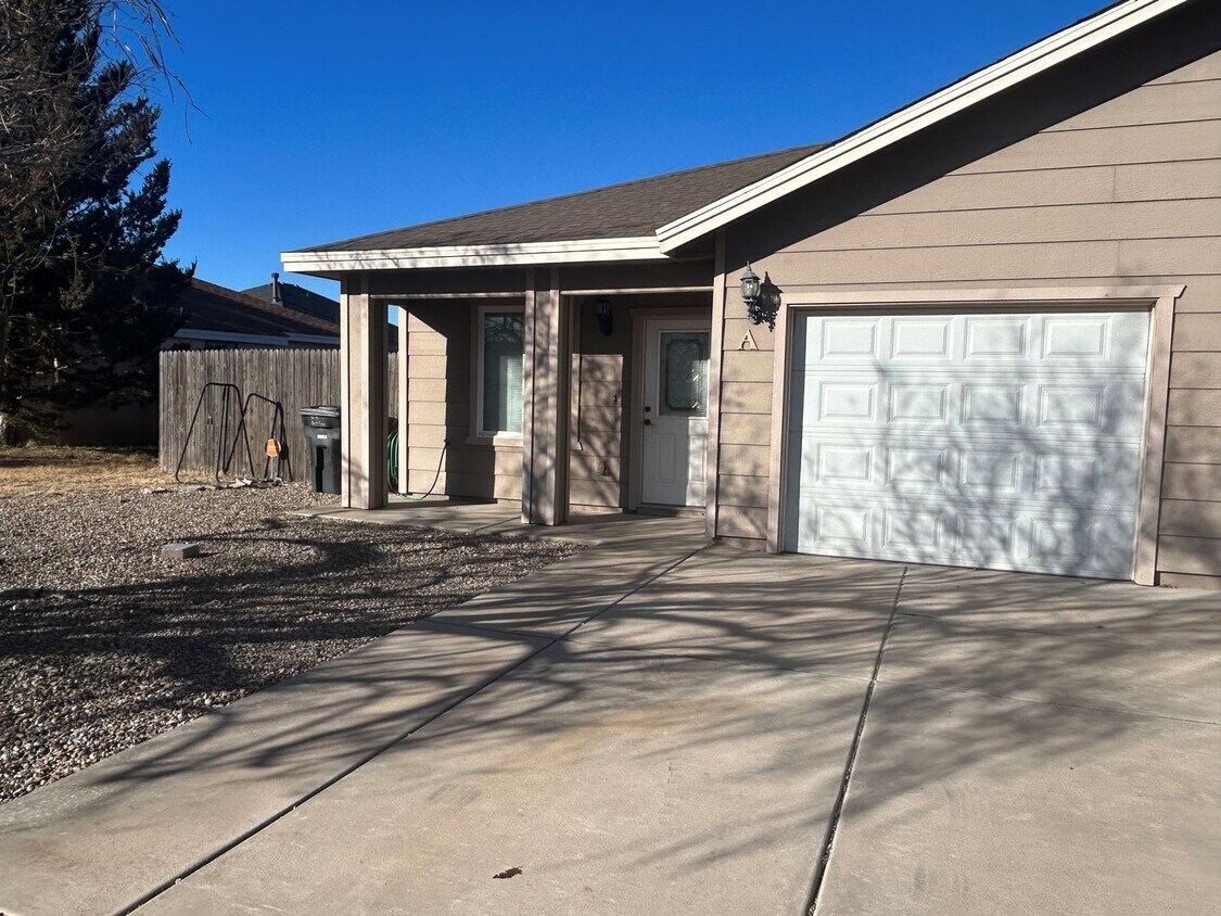 Foto principal - 91 Bent Tree Rd