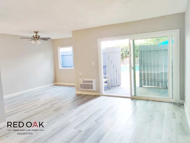 Building Photo - 1920 Cheremoya Ave