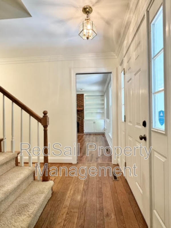 Foto del edificio - 114 Barclay Crescent