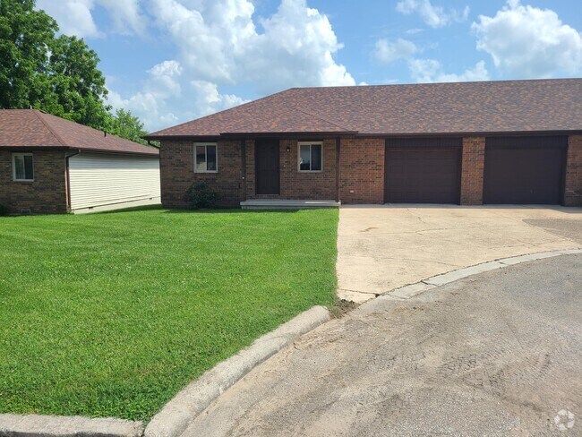 Best Luxury Apartments for Rent in Marshfield MO - Updated Today (with ... - High End Luxury Rentals In Marshfield