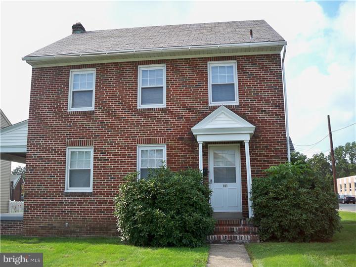 101 E Howard St, Stowe, PA 19464 House Rental in Stowe, PA