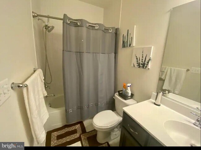 Building Photo - 7224 Martin Farm Cir