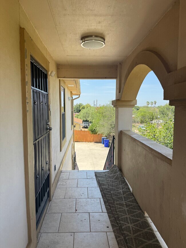 Building Photo - 3101 Barrios St