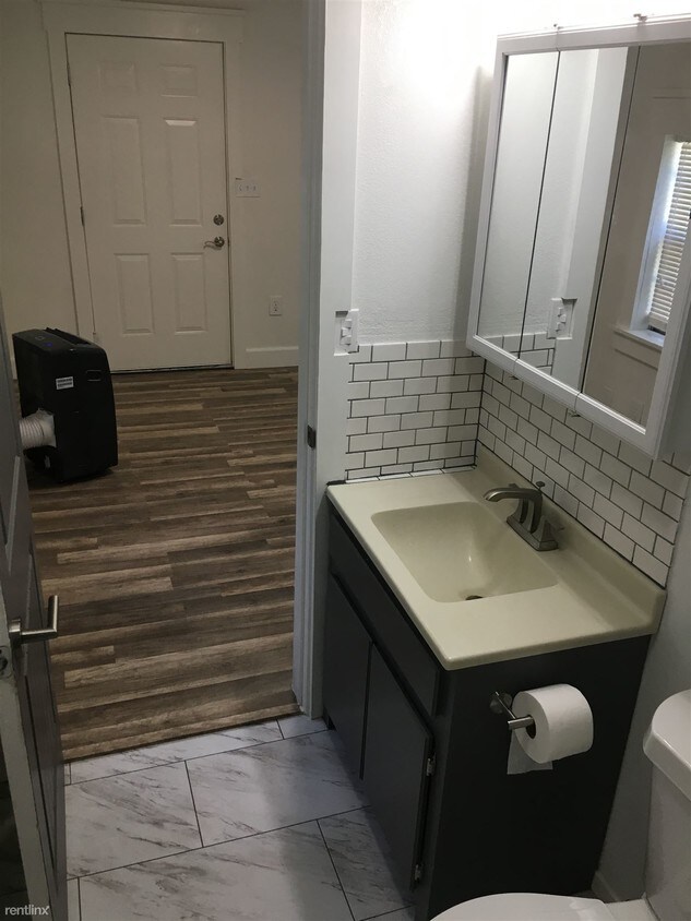 Foto principal - 308 Magnusson Ave