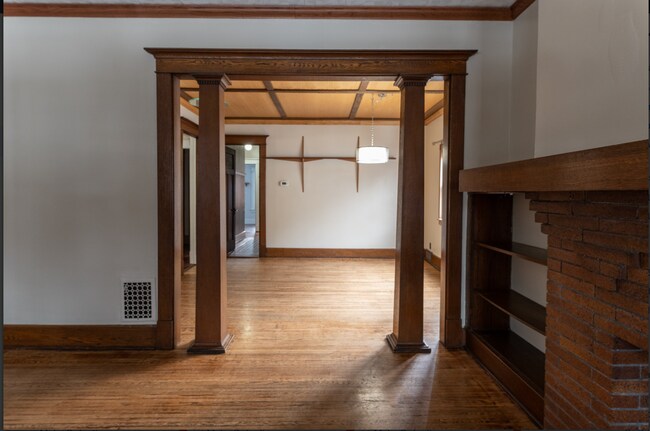 Foto del edificio - 157 Saranac Ave