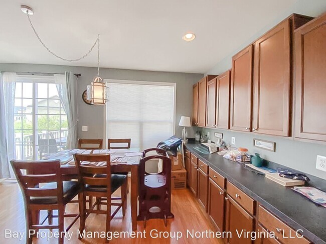 Foto del edificio - 3 br, 3.5 bath House - 11891 Benton Lake Road