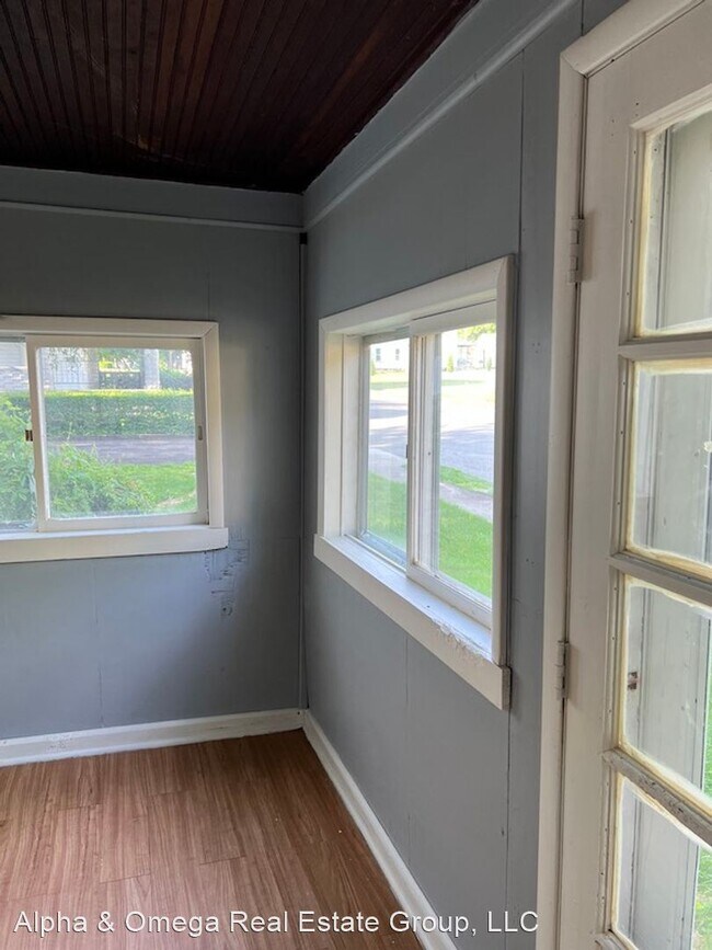 Building Photo - 4 br, 1 bath House - 347 Altamont
