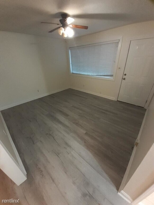 Building Photo - 2 br, 1 bath House - 2558 Amber Crest Drive