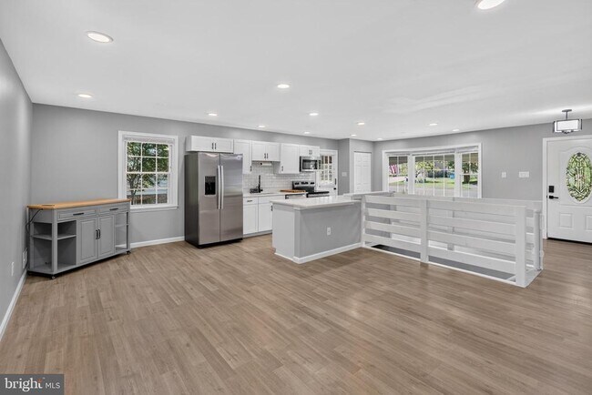 Foto del edificio - 4752 Carterwood Dr