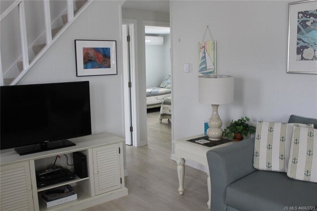 Foto del edificio - 1 W Janet Rd