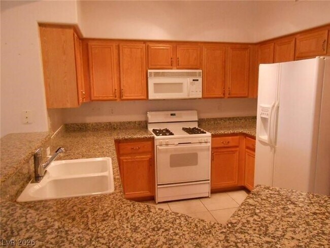 Foto del edificio - 103 Topsail Dr