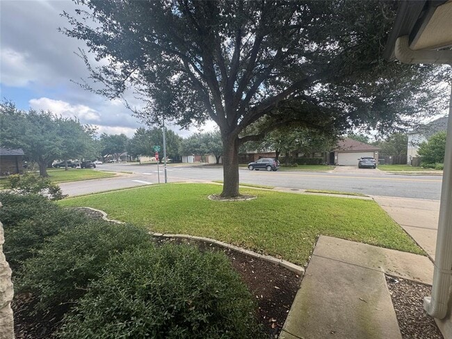 Foto del edificio - 3816 Eagles Nest St