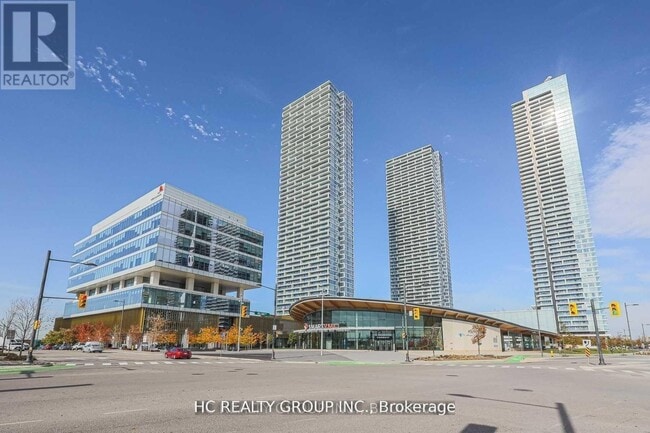 Photo du bâtiment - 898 Portage Pkwy