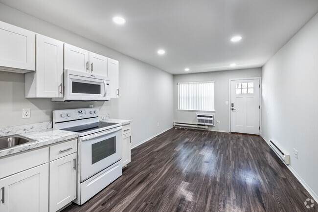 1BR, 1BA - 559SF Dining Room - Zen Long Island at Amityville 55+ Community