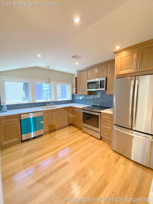 Foto principal - 345 Highland Ave