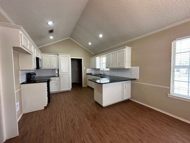 Building Photo - Great House on corner Lot