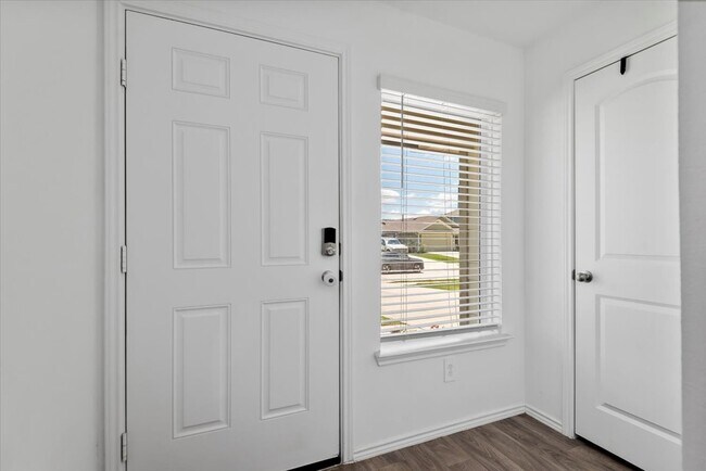 Building Photo - 14208 Fern Meadows Dr