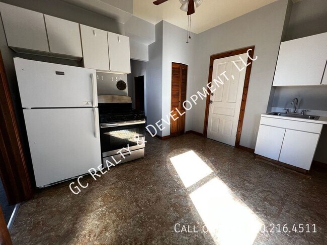 Foto del edificio - 1115-1115 W Patterson Ave