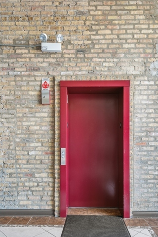Building Photo - 1215 W Gunnison St