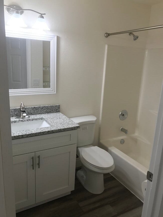 Foto del edificio - 1340 18th Ave SW