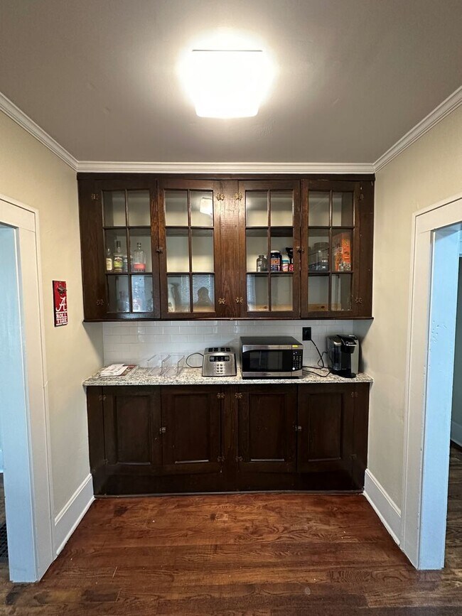 Building Photo - Leasing for Fall 2027