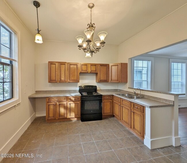 Foto del edificio - 424 Walnut Ct