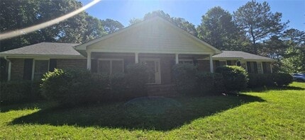 Building Photo - 1132 Shoal Creek Rd