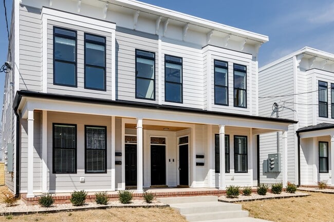 Building Photo - 1206 N 30th St