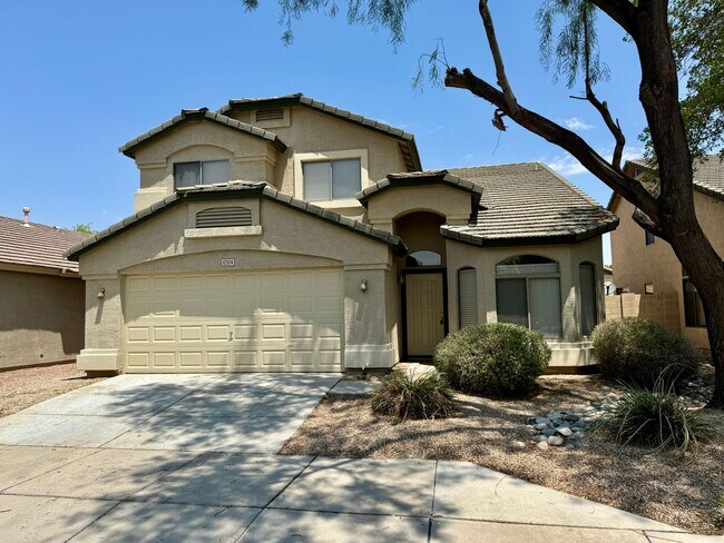 Foto del edificio - Remodeled 4 Bedroom/2.5 Bath Home In Litch...