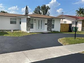 Building Photo - 2250 SW 69th Ave