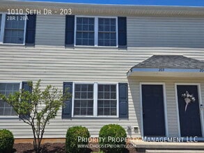 Building Photo - 1010 Seth Dr
