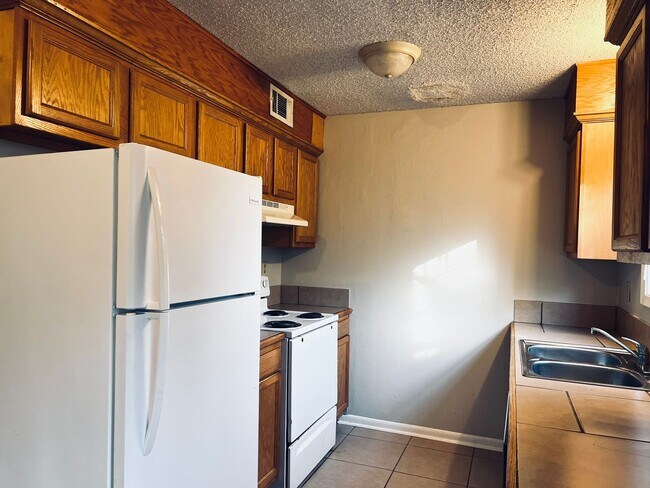 Foto del edificio - 211 Al Pearson Dr