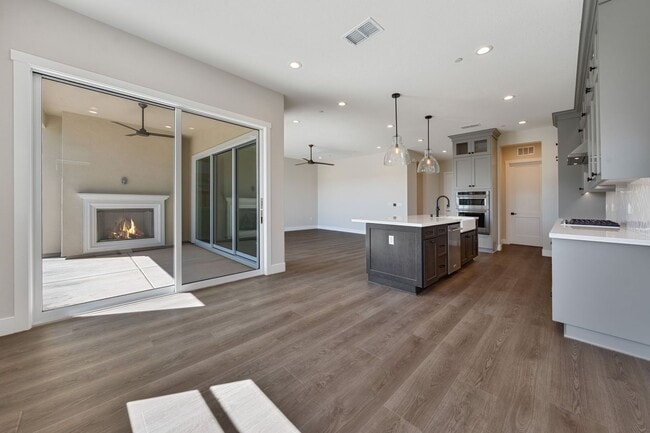 Building Photo - Single-Story Folsom Rental Backing to Greenbelt in Regency 55+!