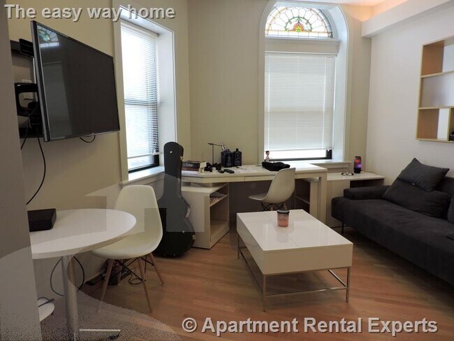 Foto del edificio - 115 Mount Auburn St