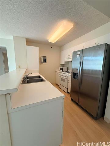 Foto del edificio - 1448 Young St