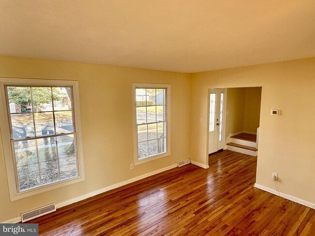 Building Photo - 344 Nimitz Rd