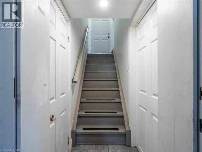 Building Photo - 111 W 32nd St