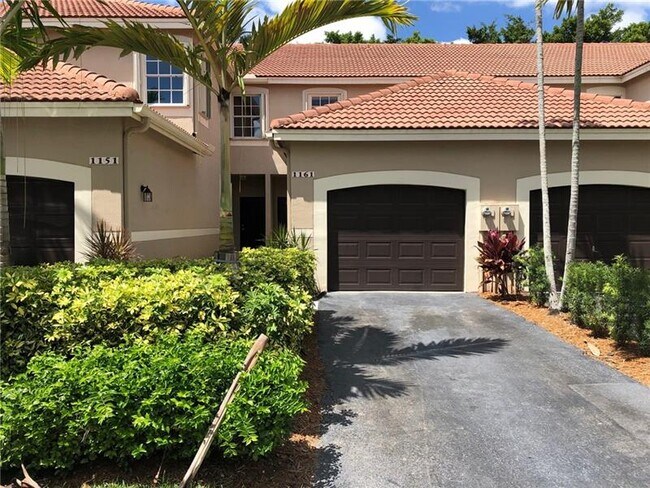 Building Photo - 1161 Sorrento Dr