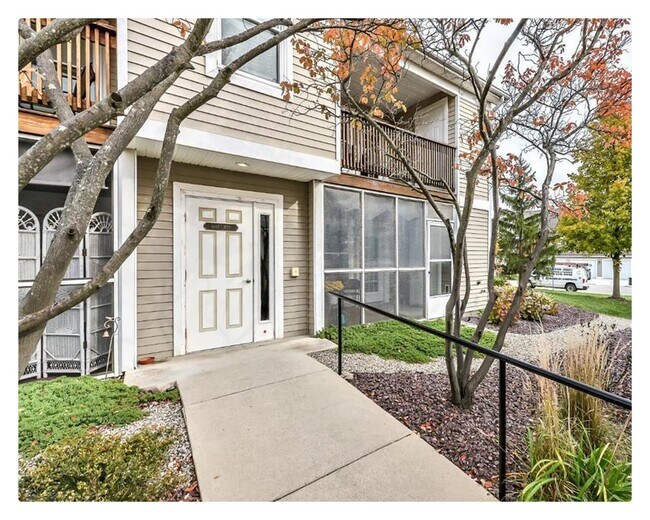 1604 Oakfield Dr Unit Condo, Ann Arbor, MI 48108 Condo for Rent in