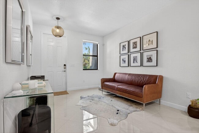 Foto del edificio - 4012 Devenshire Ct