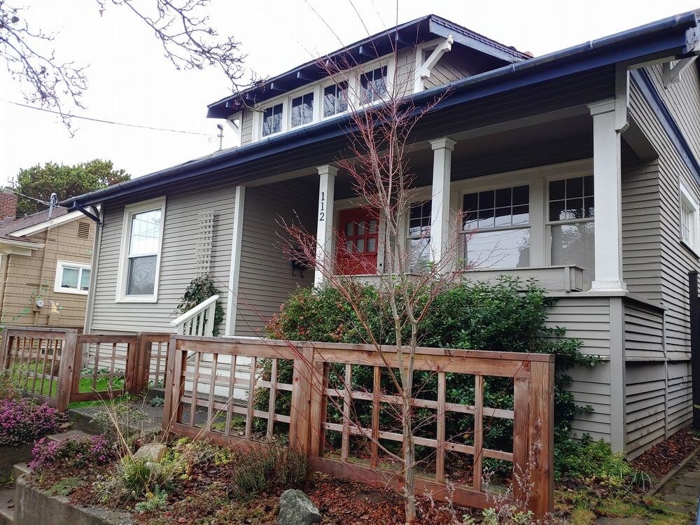 Primary Photo - Adorable Phinney Ridge Home