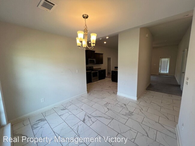 Foto del edificio - 3 br, 2 bath House - 1010 Brookhaven Dr.