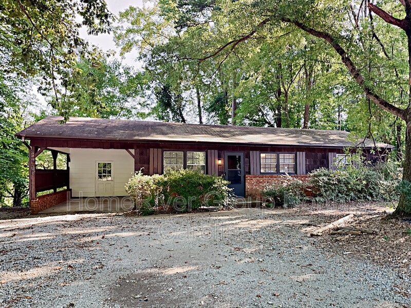 Primary Photo - 3426 Battleground Ave