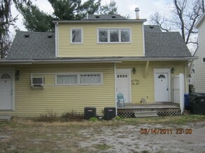 Building Photo - 126 Clay Ave