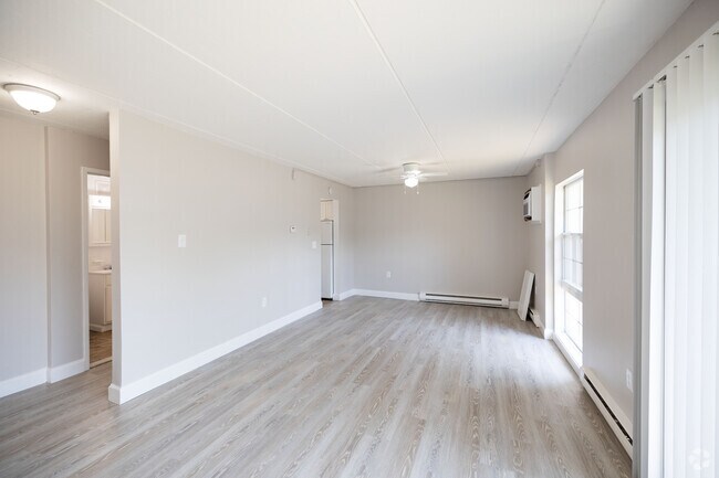 1HAB, 1BA - 570 ft² - Greenbush Station
