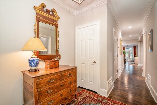 Foto del edificio - 36 28th St NW