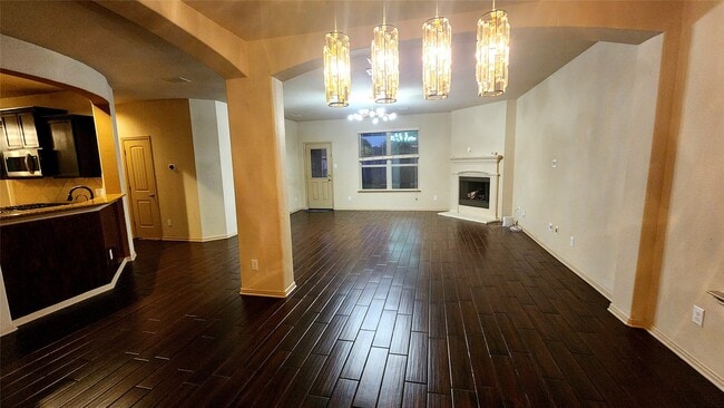 Building Photo - 4003 Hans St