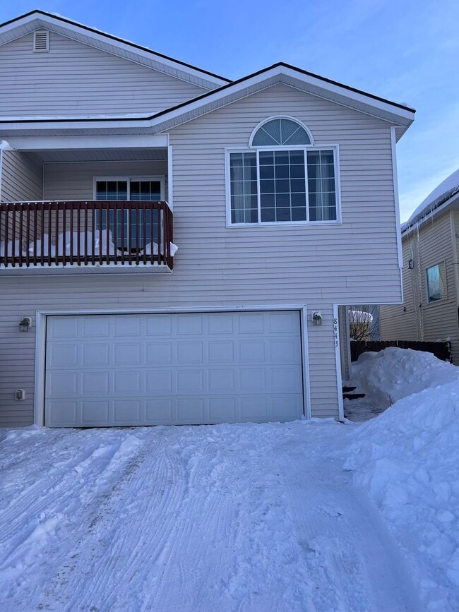 Building Photo - 8443 Moorland St
