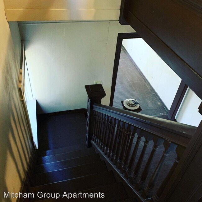 Building Photo - 210-212 W Sacra Via St