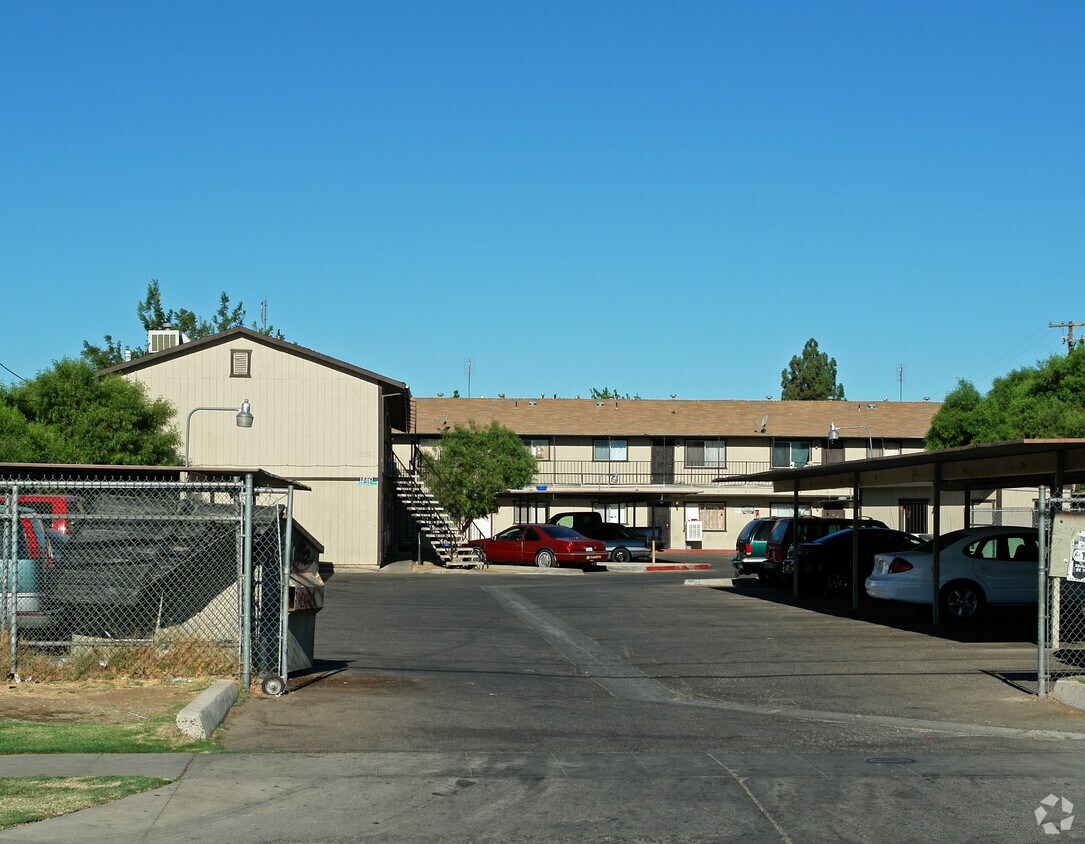 Primary Photo - 1660 S Chance Ave